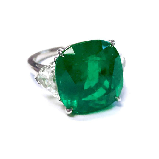 Colombian Emerald & Diamond Ring