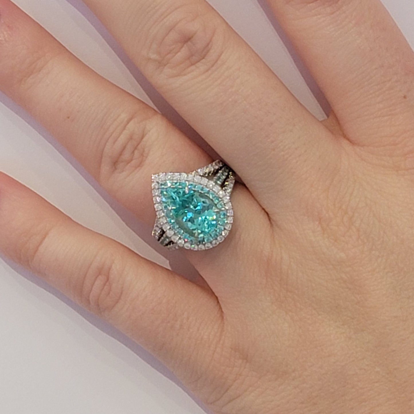 Paraiba Tourmaline & Diamond Ring