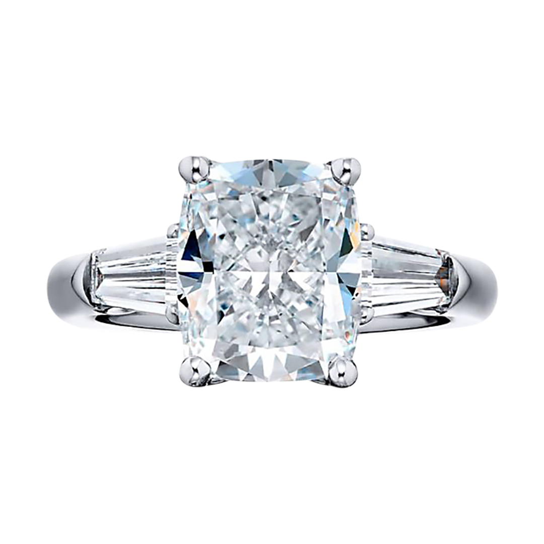 Radiant Cut Diamond Ring